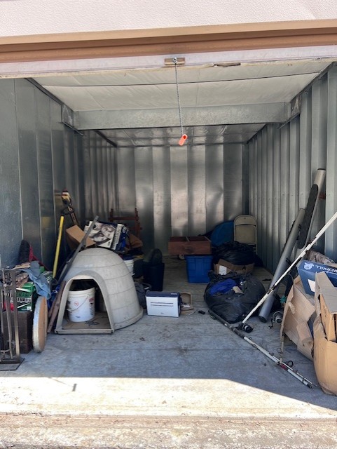 Auction Unit